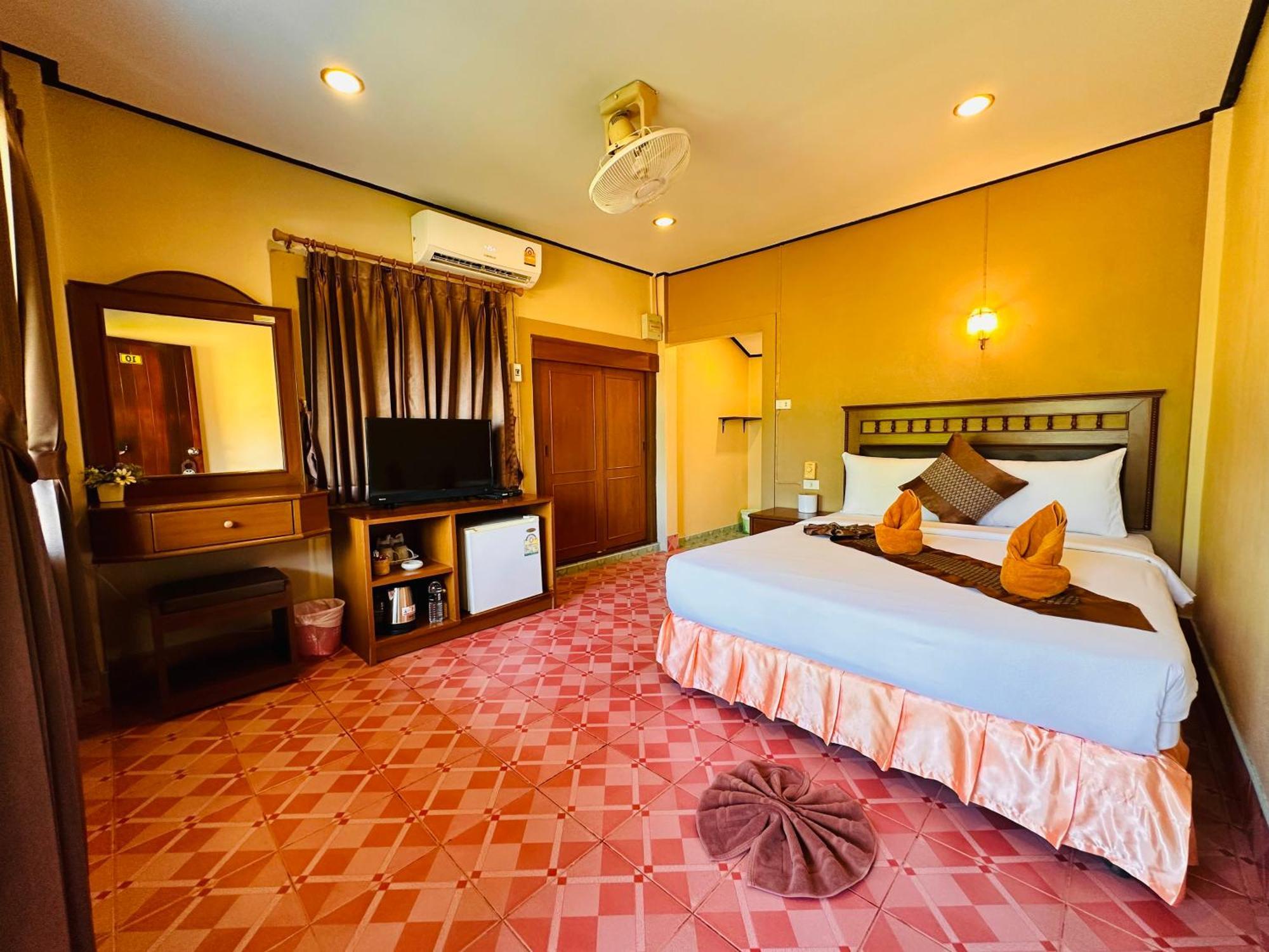 Lanta Queen Resort Ко-Ланта Экстерьер фото
